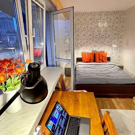Orange Metro Fast Wifi 1Gbs Big Tv Hbo Appletv Apartment Warsaw Exterior photo